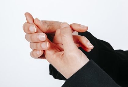 Trigger thumb - Trigger Finger Treatments and Surgery by Dr Mark Gittos Hand Surgeon